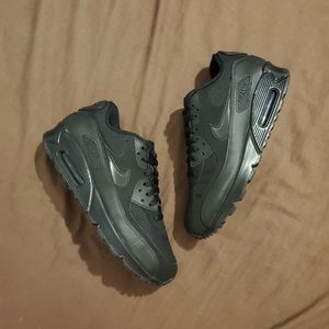 Nike Air Max 90 'Triple Black'